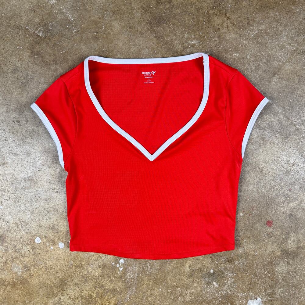 Old Navy Active Powersoft Crop Top Women’s Small Red White Trim V-Neck Go-Dry‎